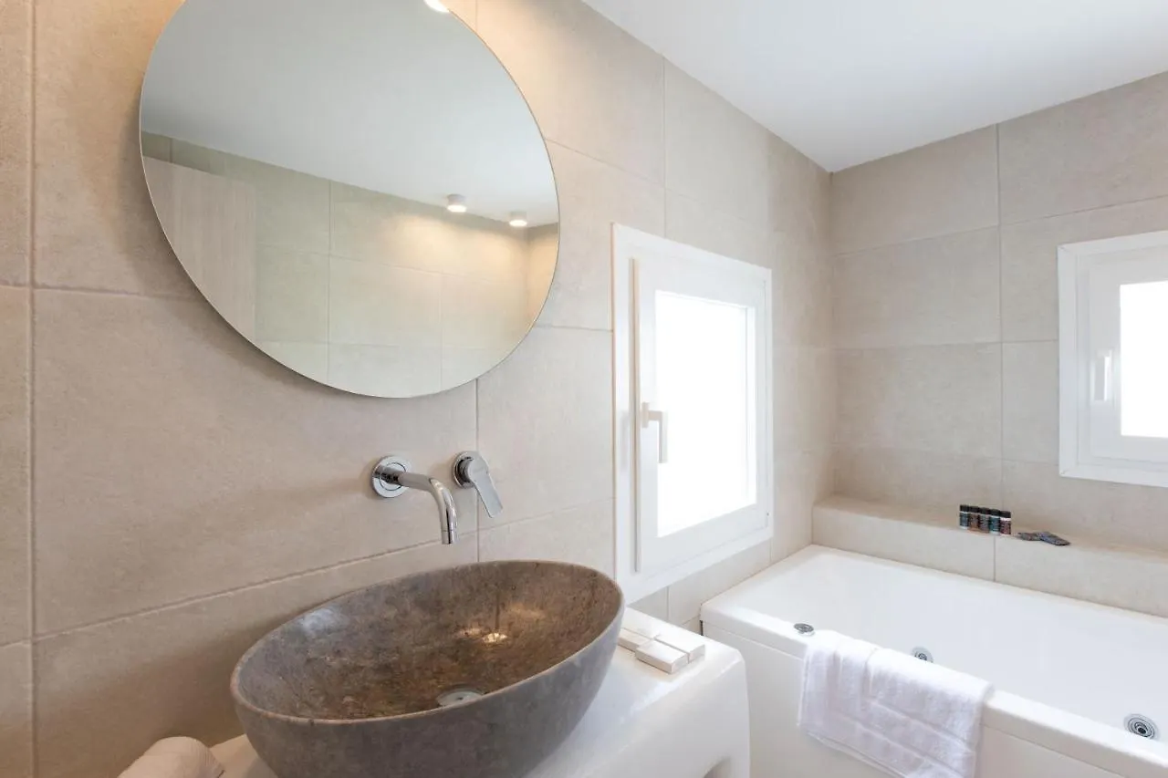 Mylos Suites Mykonos Town Apartment
